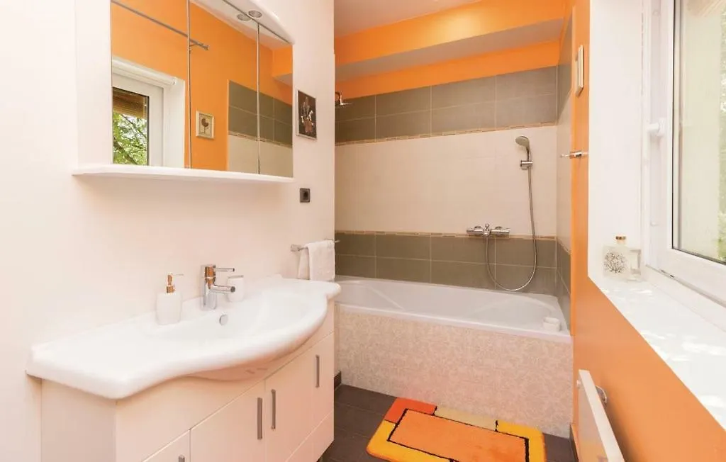 Villa Vesna Preko 0*,